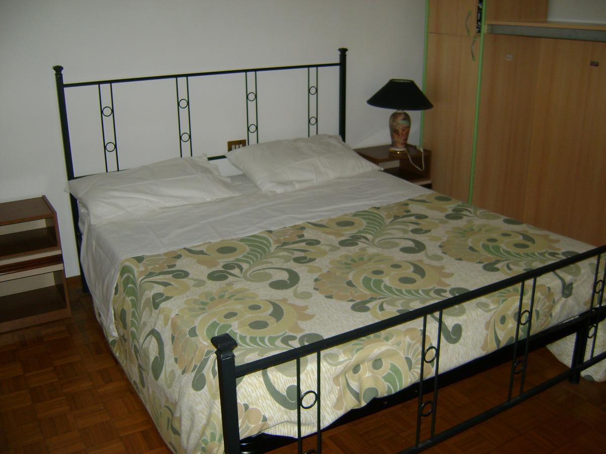 B&B La Mimosa Spello Buitenkant foto