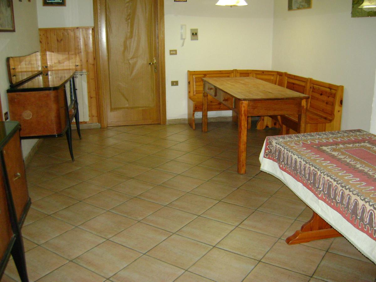 B&B La Mimosa Spello Buitenkant foto